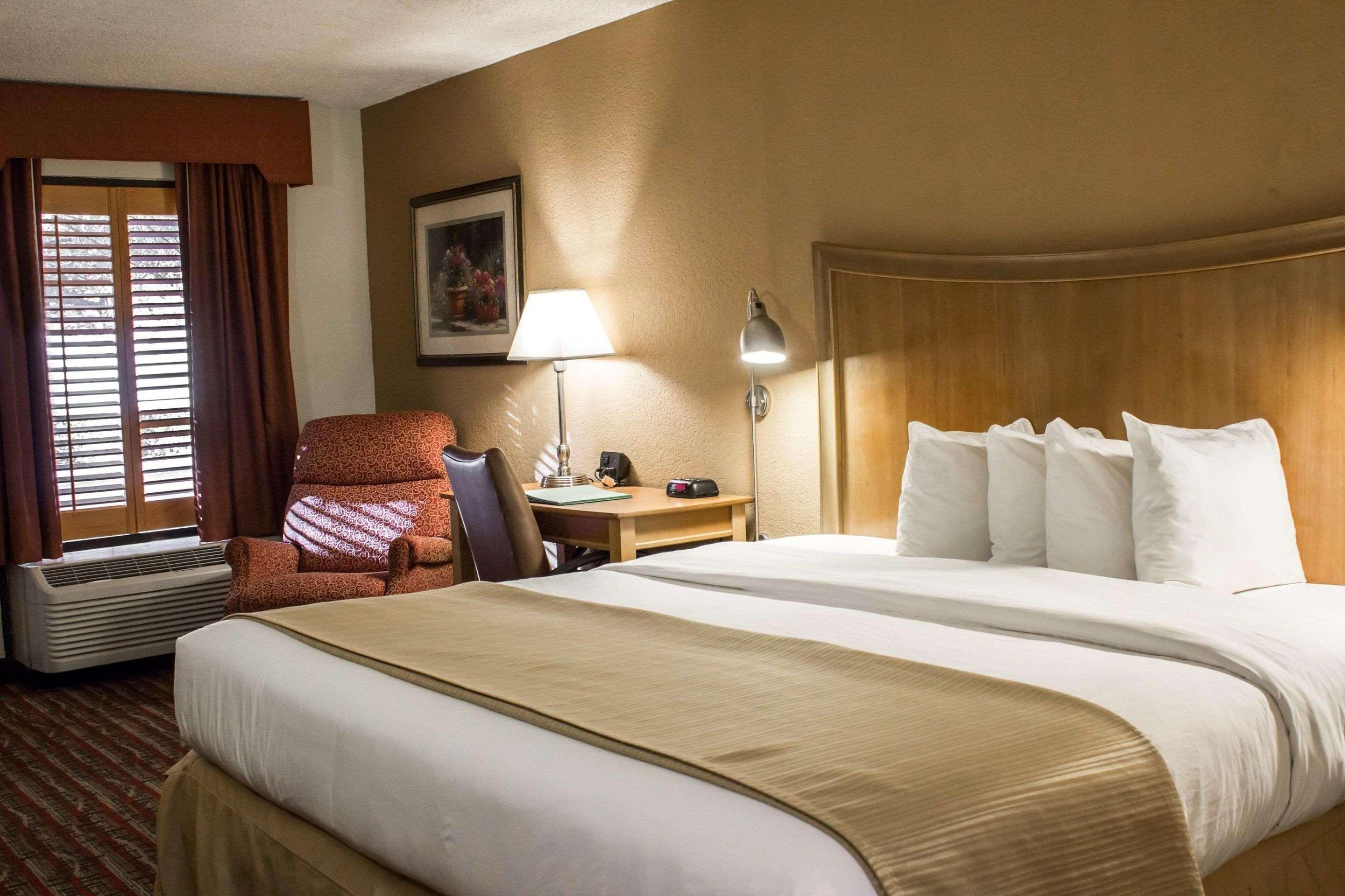 Hampton Inn Chapel Hill Extérieur photo
