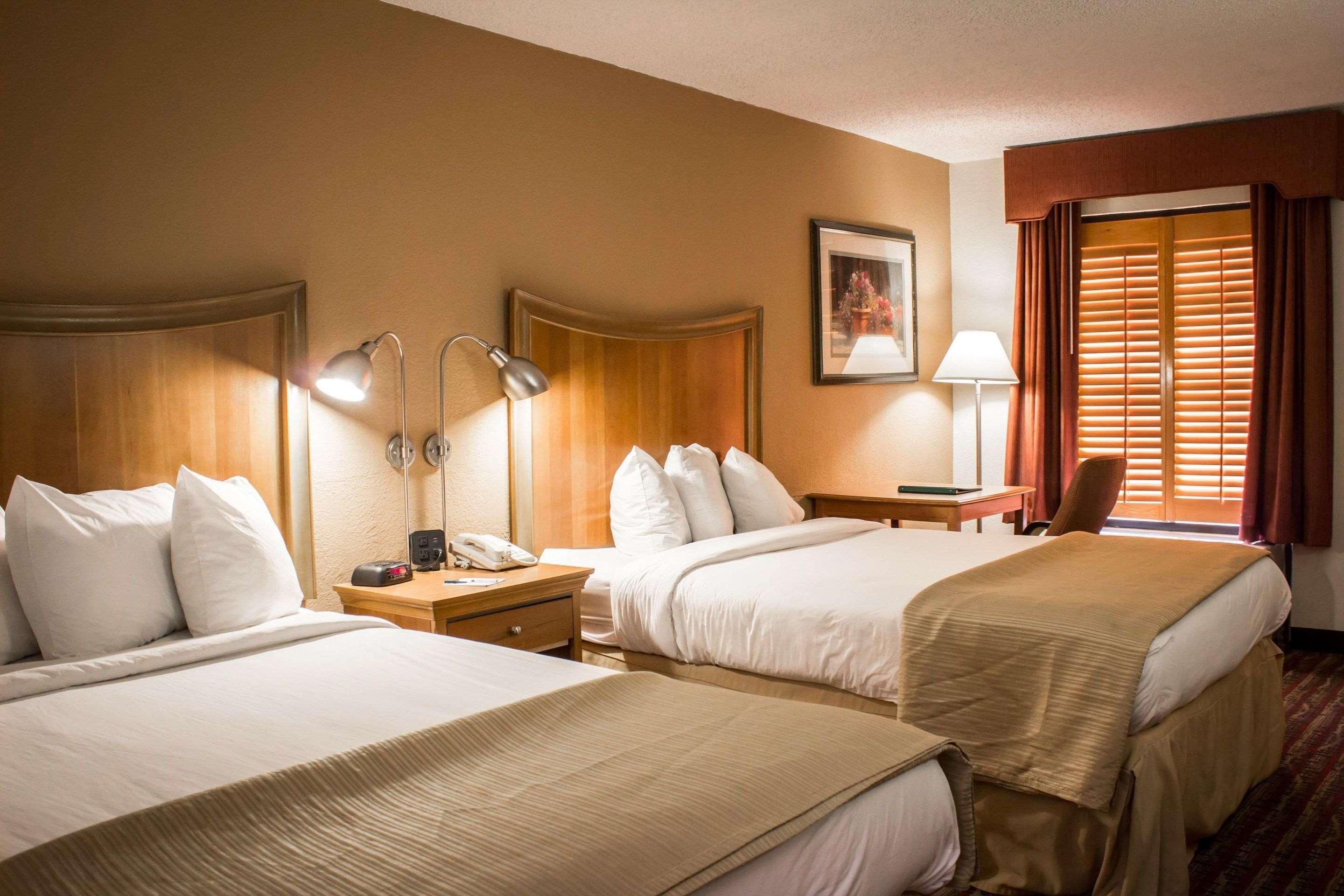 Hampton Inn Chapel Hill Extérieur photo