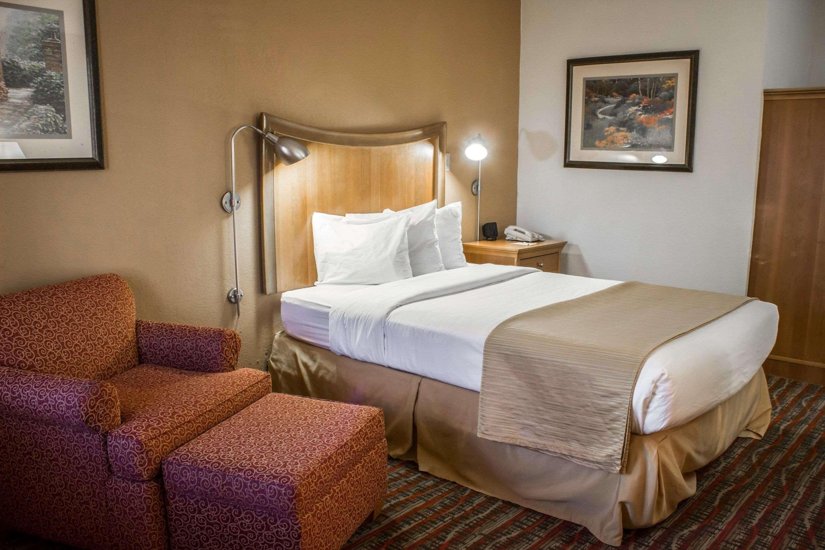 Hampton Inn Chapel Hill Extérieur photo